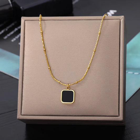 Black Stone Square Pendant Necklace™