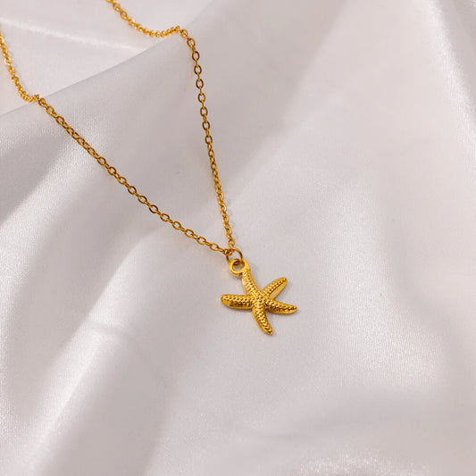 Textured Crescent Moon Necklace™